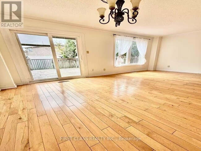 Building Photo - 4230 Perivale Rd