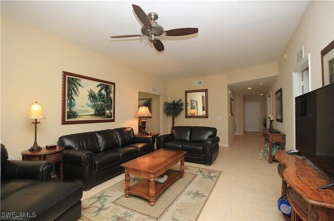 Foto del edificio - 3425 Grand Cypress Dr