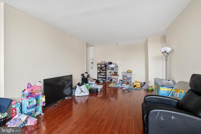 Building Photo - 3600 Conshohocken Ave