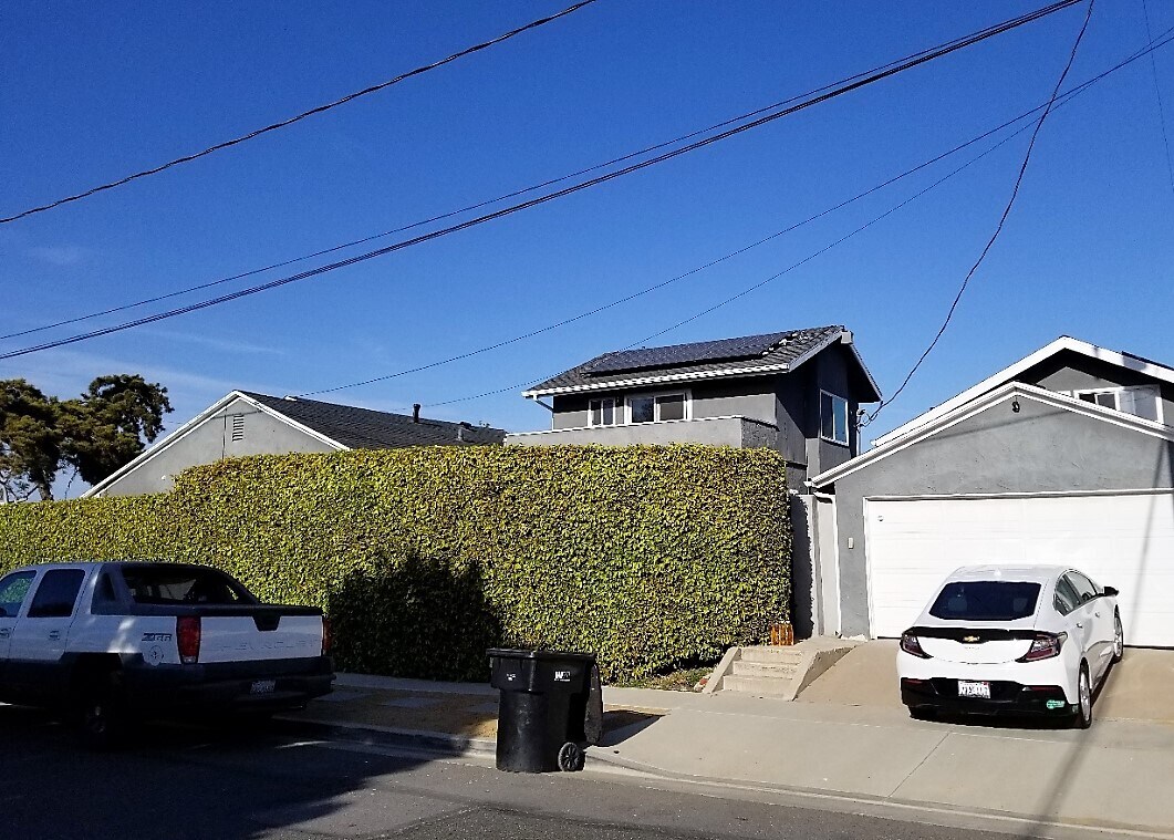Building Photo - 3760 W 156th St