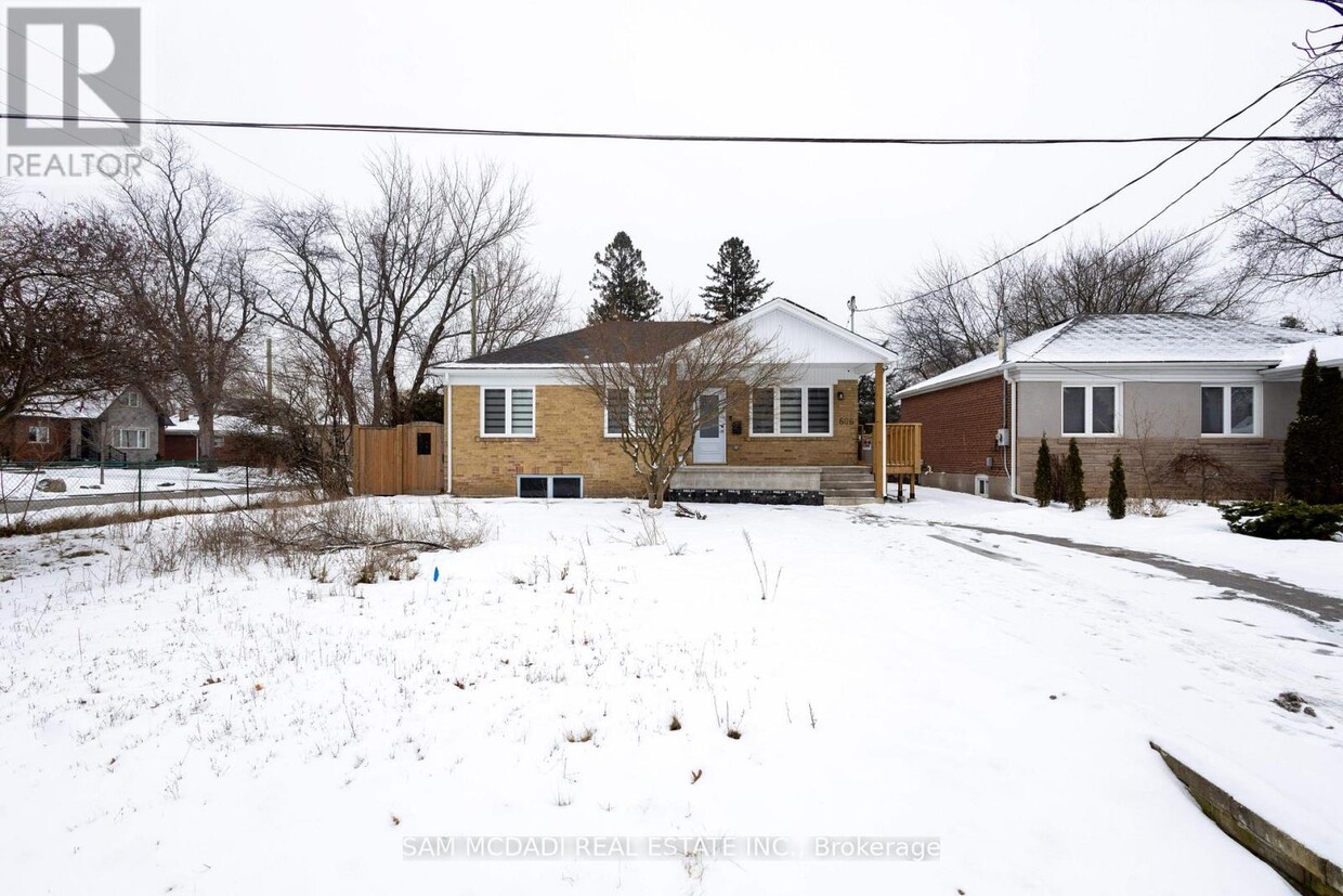 Photo principale - 606 Drymen Crescent