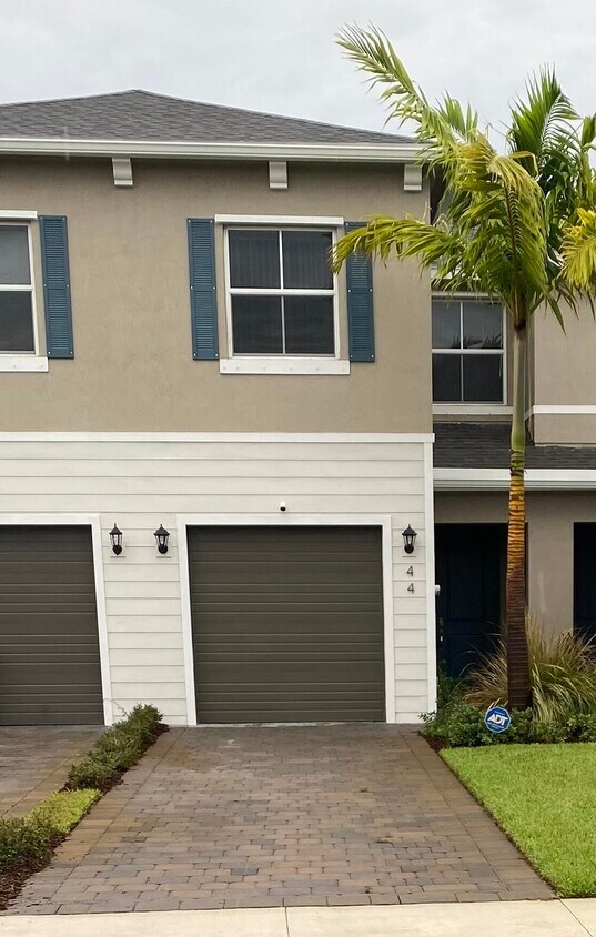 44 Bandol St, Riviera Beach, FL 33404 Townhome Rentals in Riviera