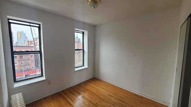 Building Photo - 75 Orchard Street