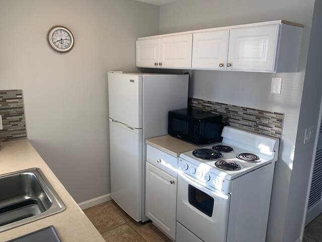 Building Photo - 13805 S Indian River Dr