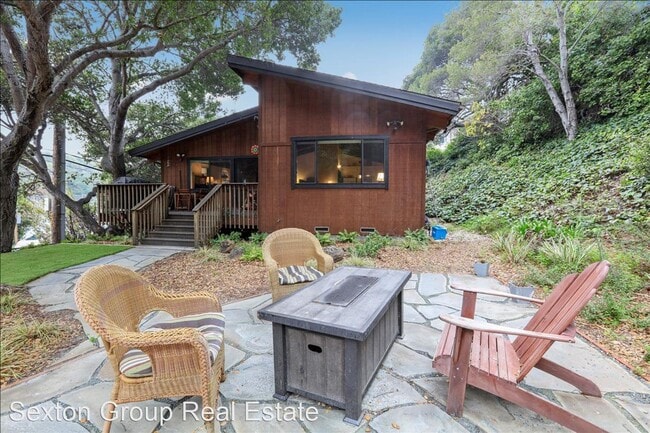 Building Photo - 3 br, 2 bath House - 6885 Chabot Rd
