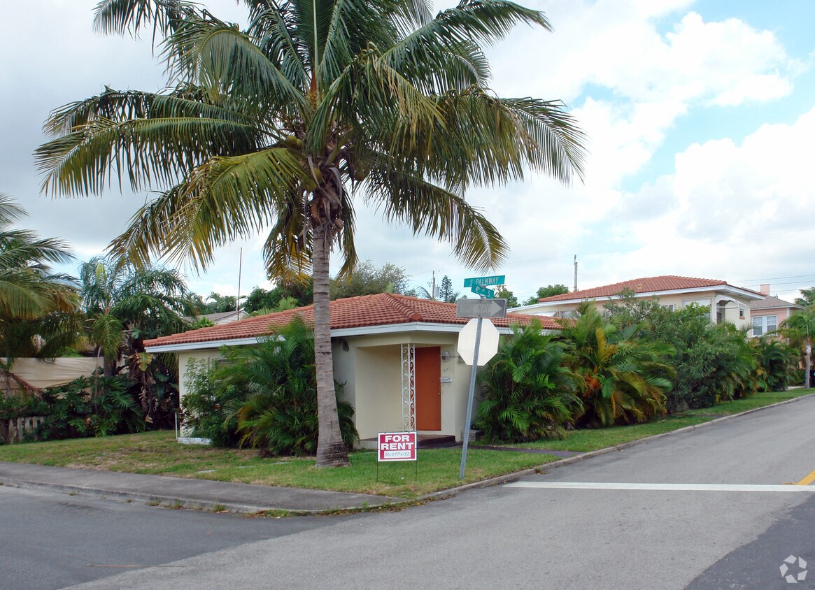 Foto del edificio - 401 S Palmway