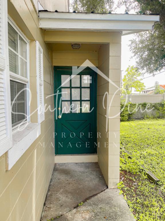 Foto del edificio - 1106 N Shannon Ave