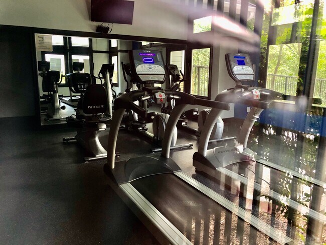 Foto del edificio - 5202 Santa Fe Pkwy