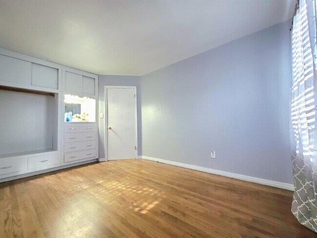 Foto del edificio - 3512 N Holman Ct