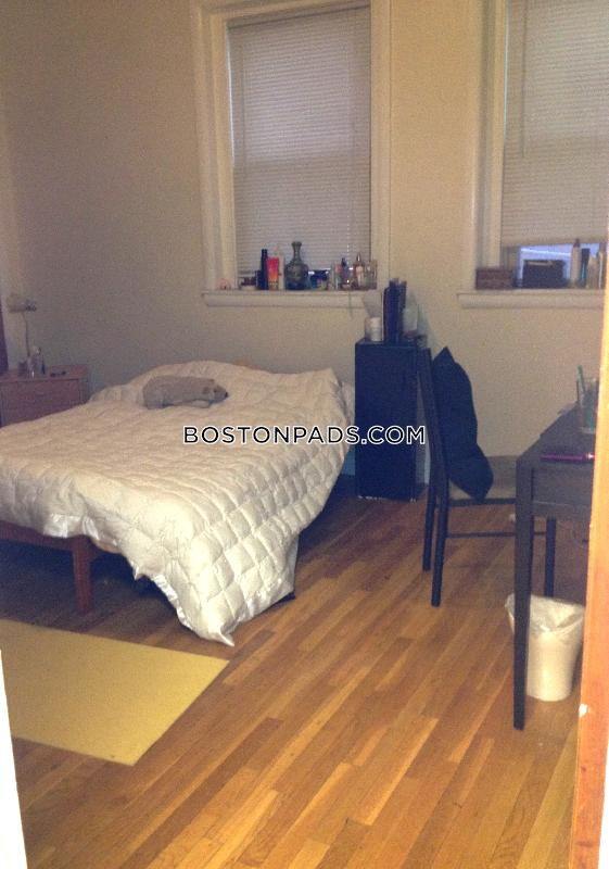 Foto del edificio - 871 Beacon St