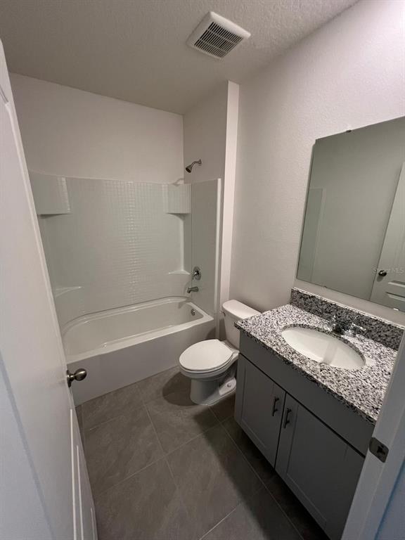 Foto del edificio - 446 Baroness Way