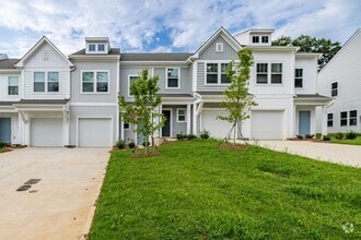 Building Photo - 547 Elizabeth Ave