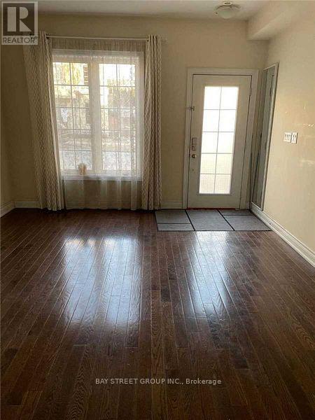 Photo du bâtiment - 51 Hargrave Ln