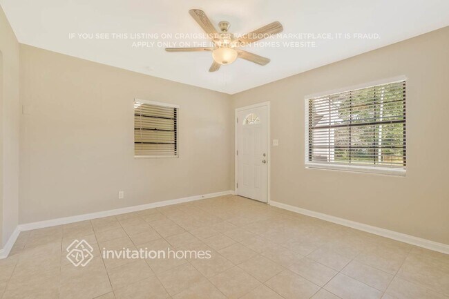 Building Photo - 6346 Commodore Dr