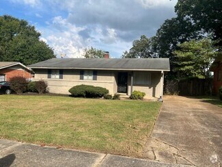 Building Photo - 236 Melita Rd