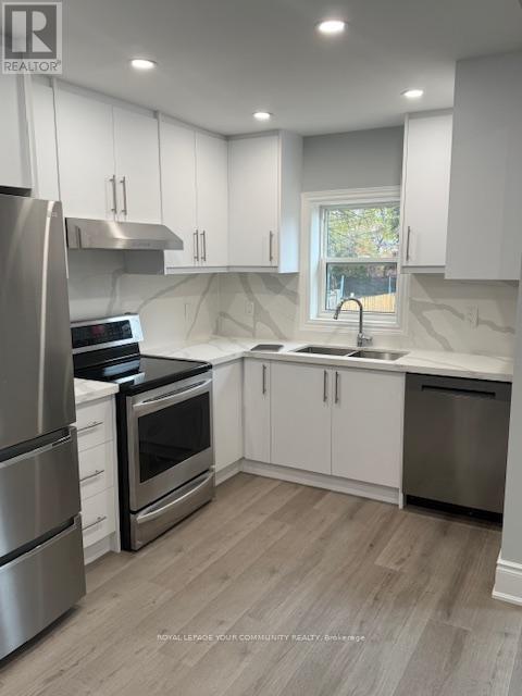 Building Photo - 2091 Avenue Rd