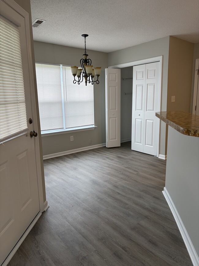 Building Photo - 1117 Green Fir Loop