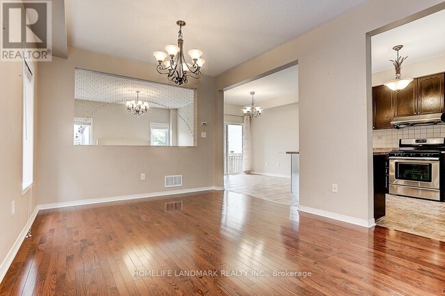 Building Photo - 159 Canada Dr