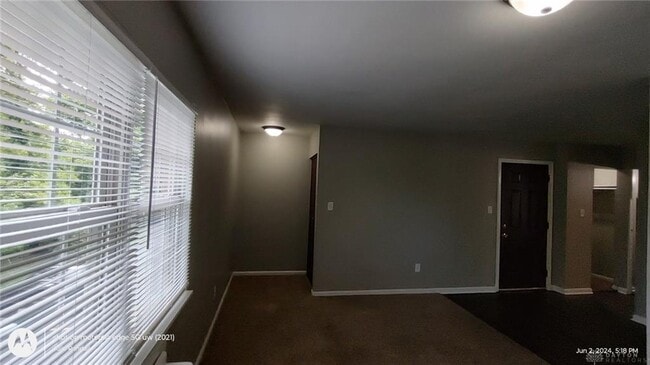 Building Photo - 4629 Far Hills Ave