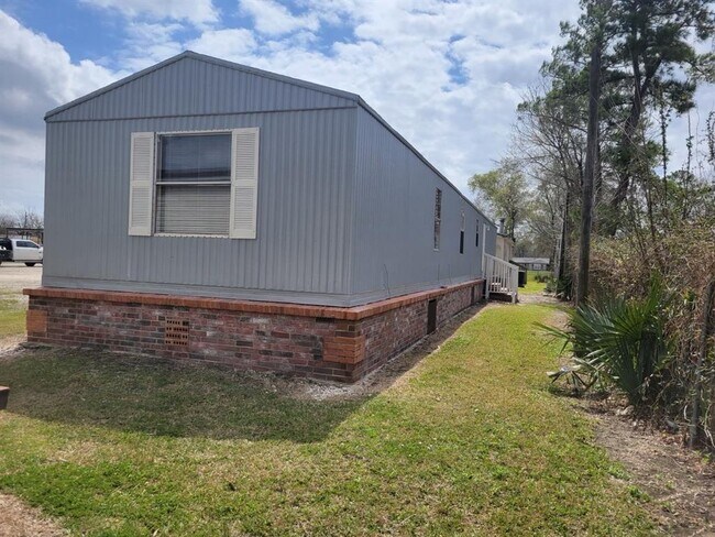 Building Photo - 12303 Unison Rd