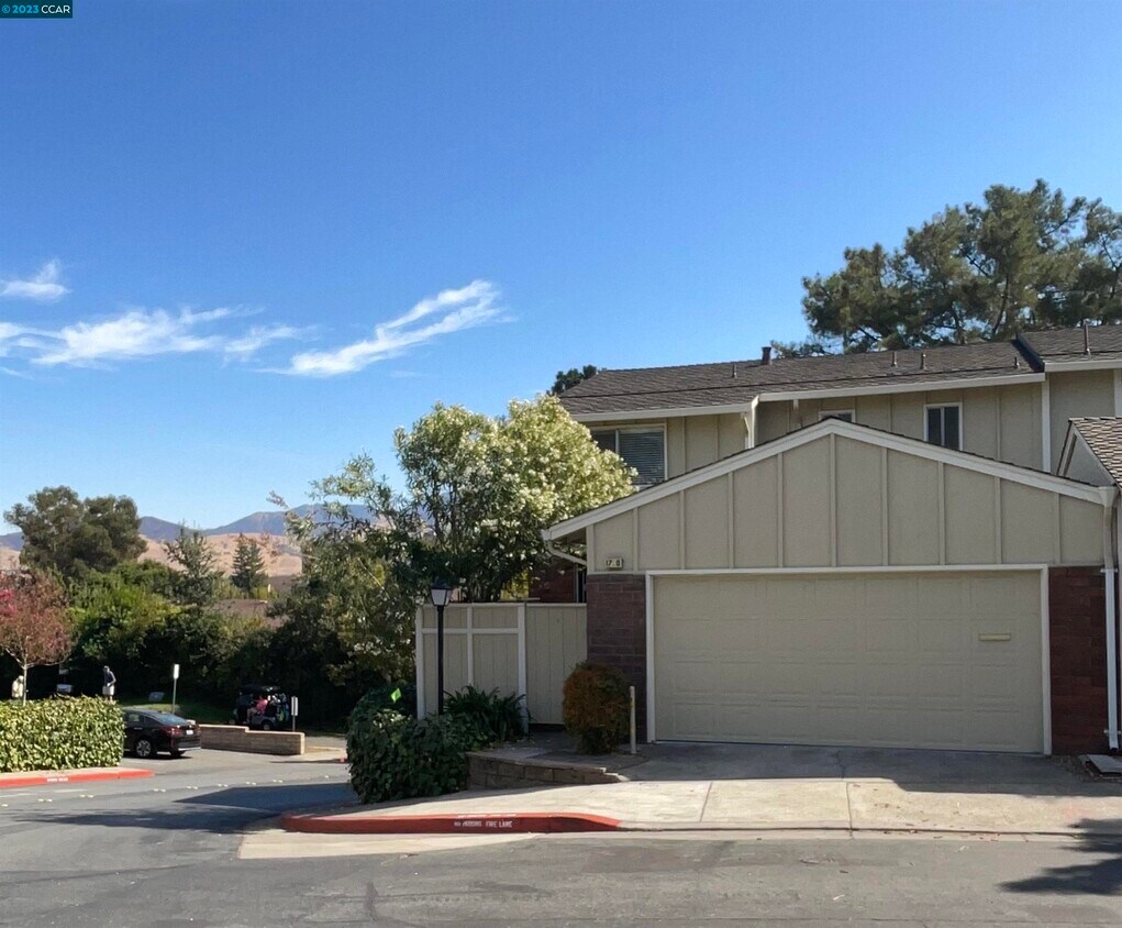 1700 Siskiyou Dr, Walnut Creek, CA 94598 Townhome Rentals in Walnut