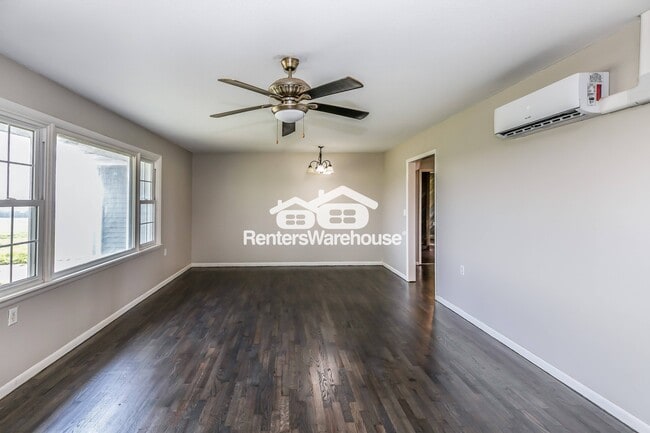 Building Photo - 8744 Bruns Rd