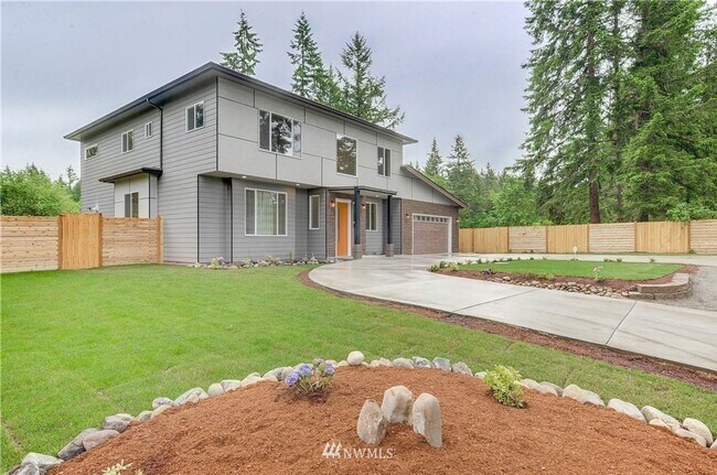 Foto del edificio - Newly Built Contemporary 5br Home on Spaci...