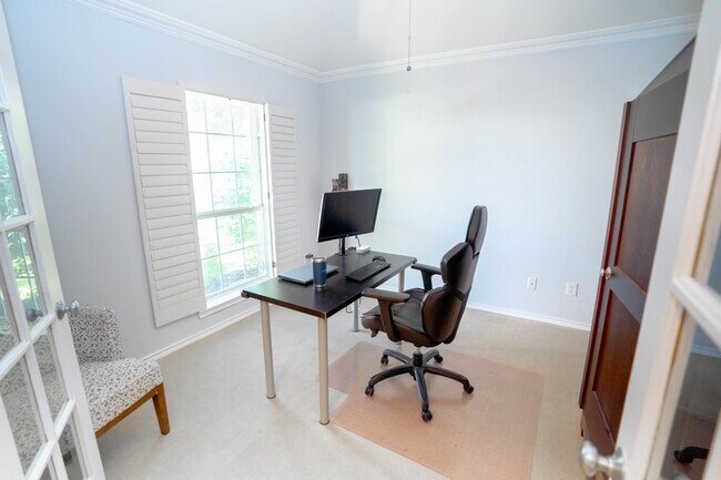 Building Photo - 1931 Palisade Ct