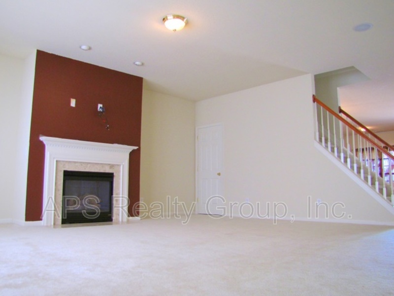 Foto del edificio - 5238 Ivy Ridge Ln