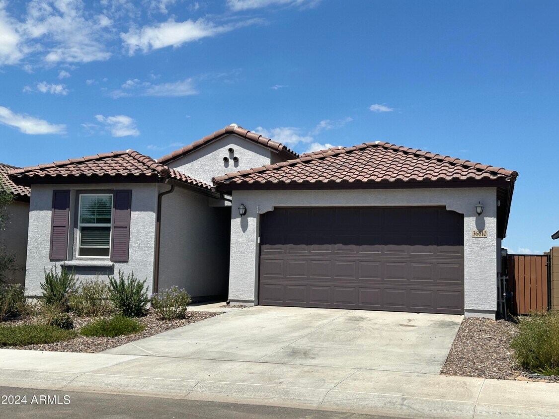 Primary Photo - 36610 W Mediterranean Way