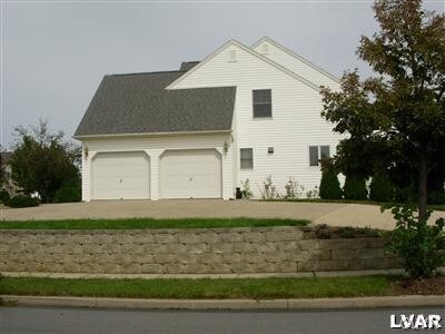Foto del edificio - 5828 Meadow Dr