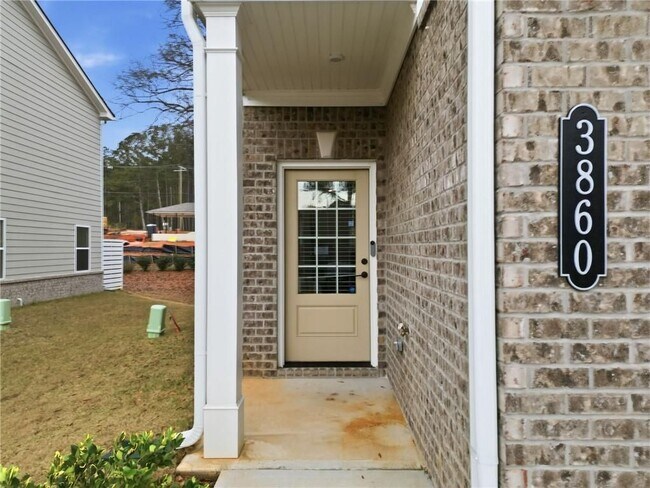 Building Photo - 3860 Pressley Ln