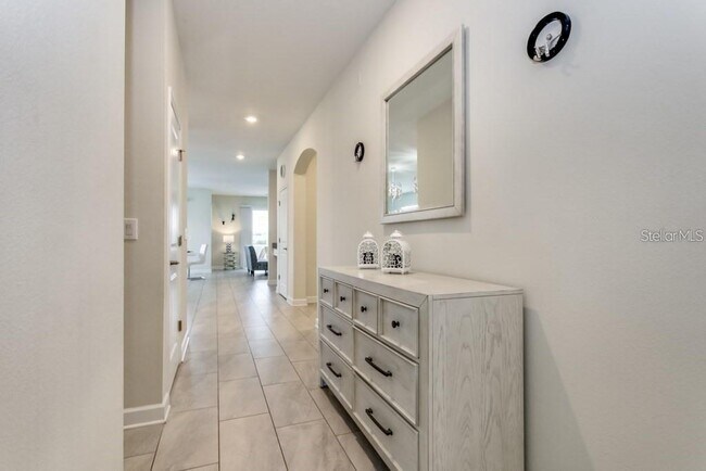 Foto del edificio - 1561 Flange Dr