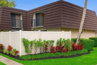 Building Photo - 7716 77th Way