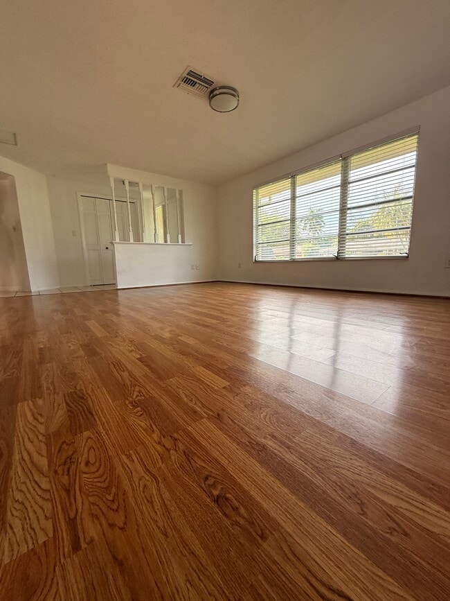 Building Photo - 161 Pebble Beach Cir