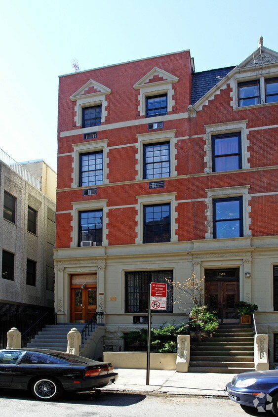 Building Photo - 126 W 82nd St
