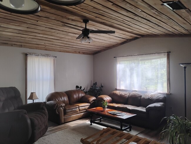 Foto del edificio - 12232 County Rd 420