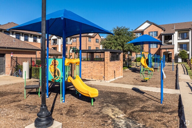 Patio de juegos - Skyway Villas