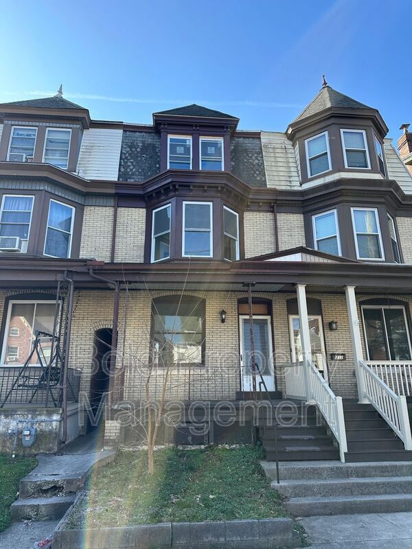 330 Chestnut St, Lebanon, PA 17042 House Rental in Lebanon, PA