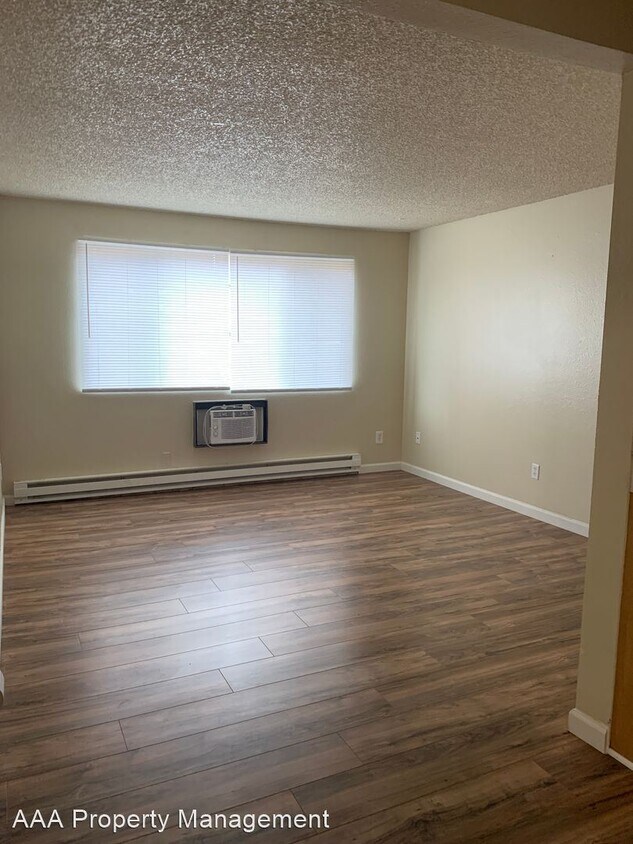 Primary Photo - 1 br, 1 bath House - 321 N 5th Street 18