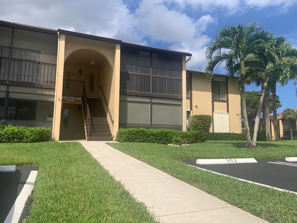Foto principal - 821 Sky Pine Way