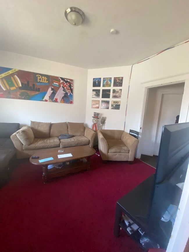 Foto del edificio - 3616 Parkview Ave