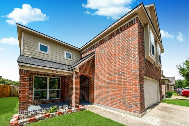 Foto del edificio - 21626 Dean Dale CRT