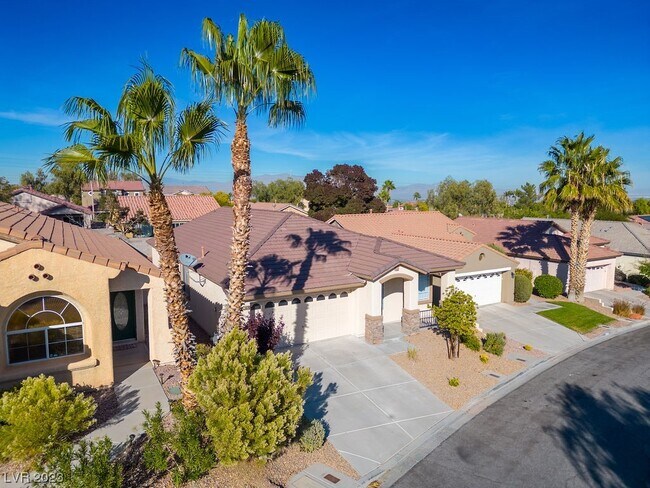 Building Photo - 10676 Huntington Hills Dr