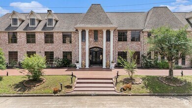 Building Photo - 7415 Naremore Dr