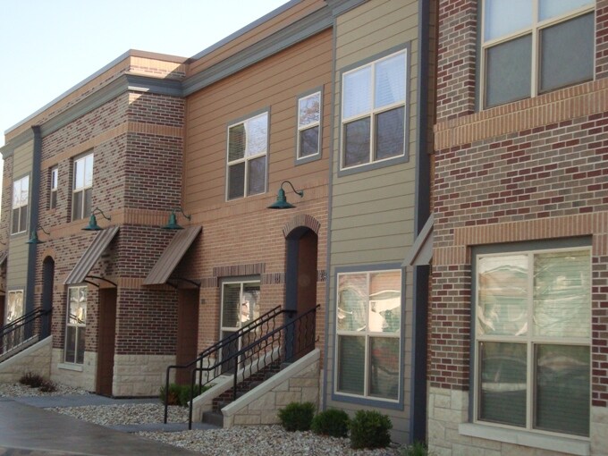 Primary Photo - 500 N 4th St