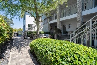 Building Photo - 117 S Shore Dr