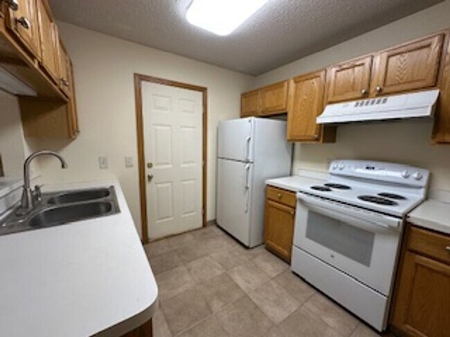 Building Photo - New carpet/flooring and freshly painted th...