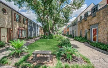 Building Photo - 5208 Arboles Dr
