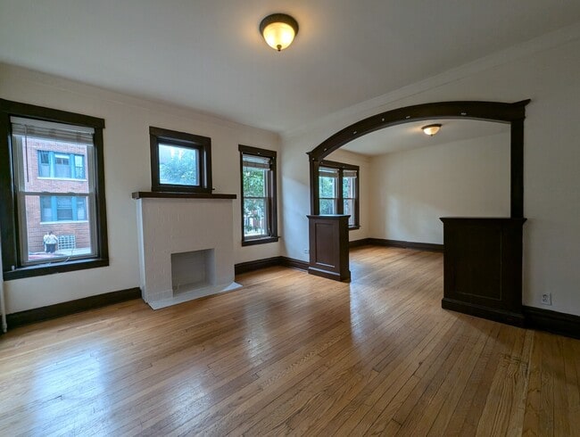 Building Photo - 3449 W Schubert Ave